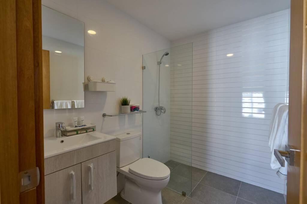 Escape Apartments, Balcony, Pool & Gym In La Julia Santo Domingo Eksteriør billede