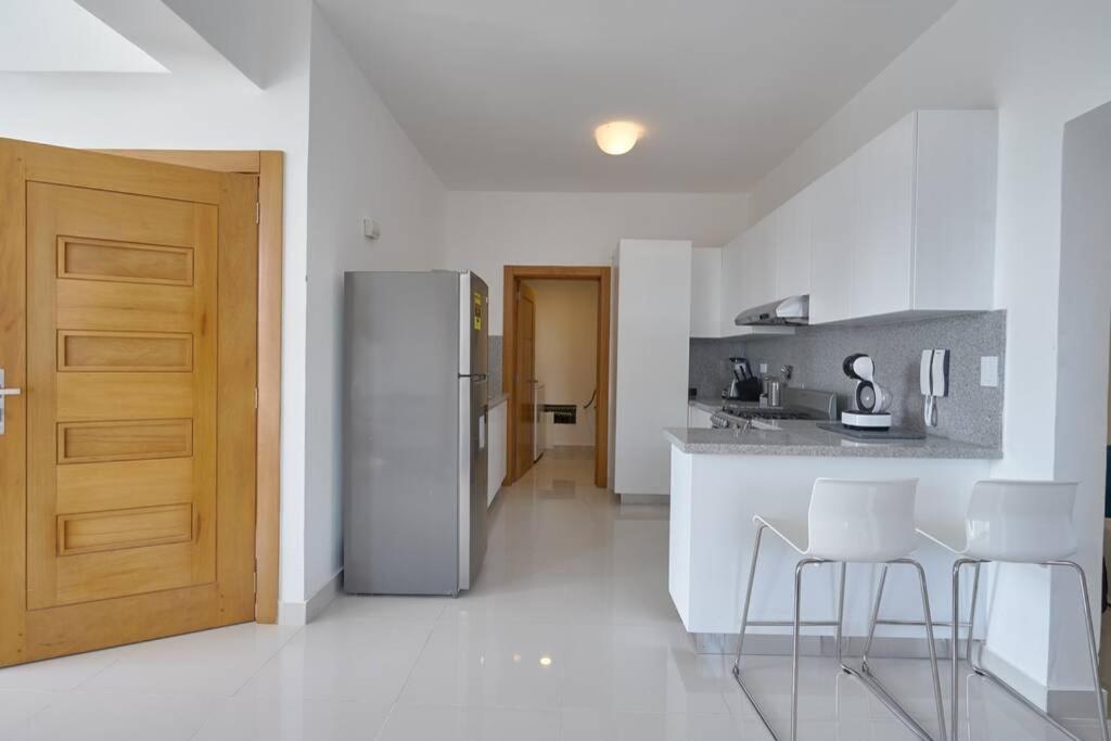 Escape Apartments, Balcony, Pool & Gym In La Julia Santo Domingo Eksteriør billede