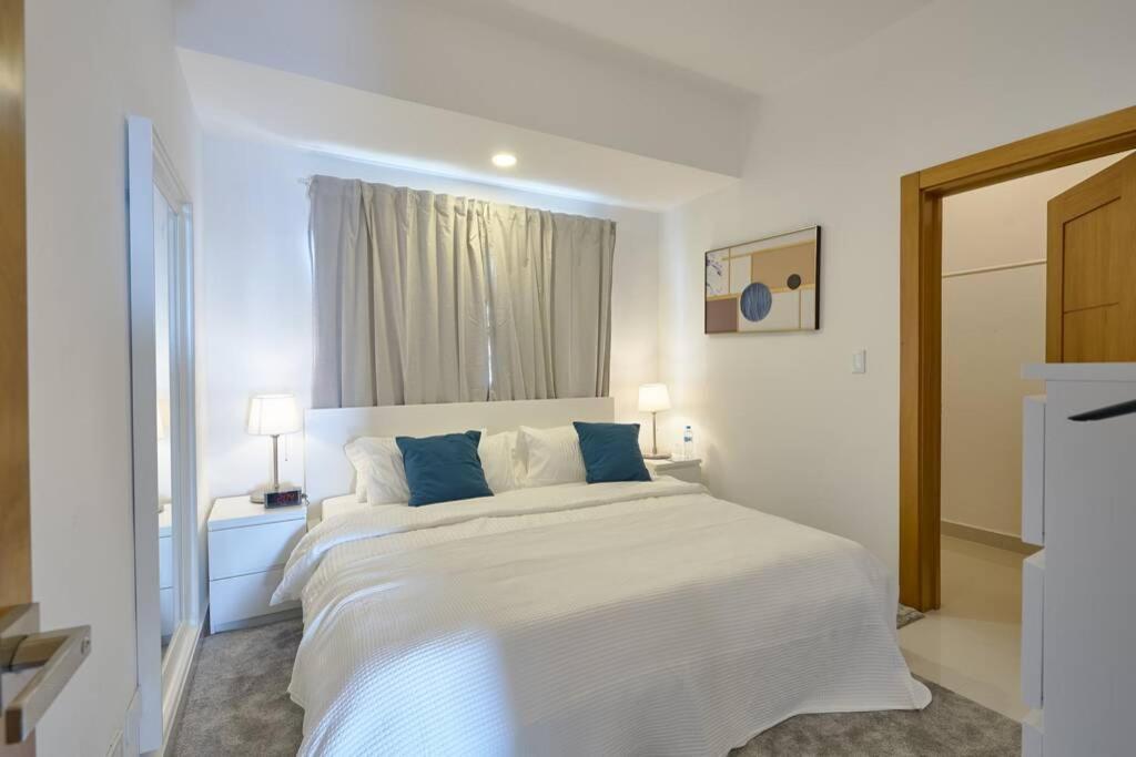 Escape Apartments, Balcony, Pool & Gym In La Julia Santo Domingo Eksteriør billede