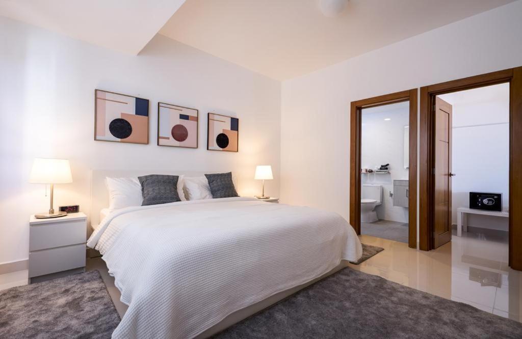 Escape Apartments, Balcony, Pool & Gym In La Julia Santo Domingo Eksteriør billede